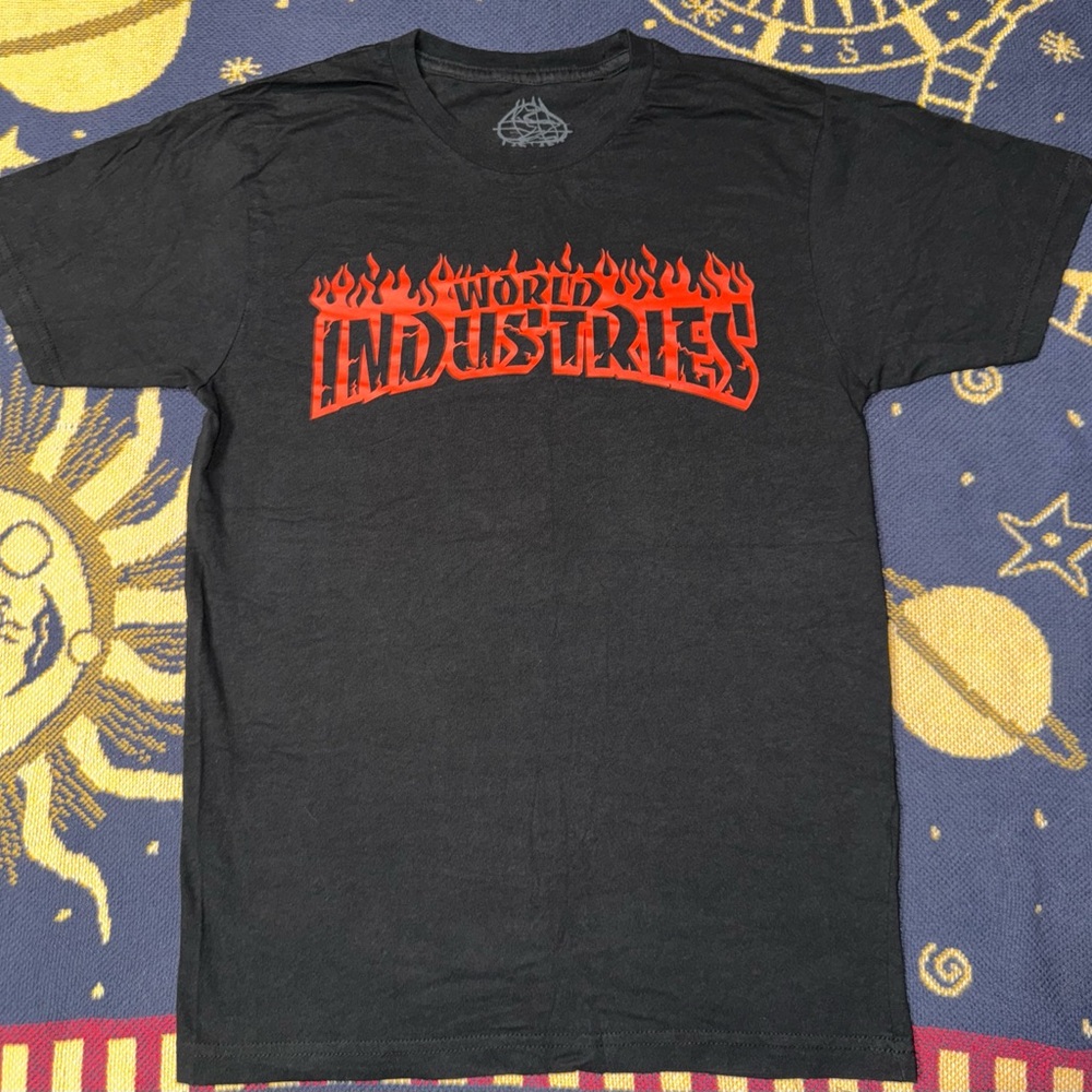World Industries Black and Red T-Shirt Men’s Size Small